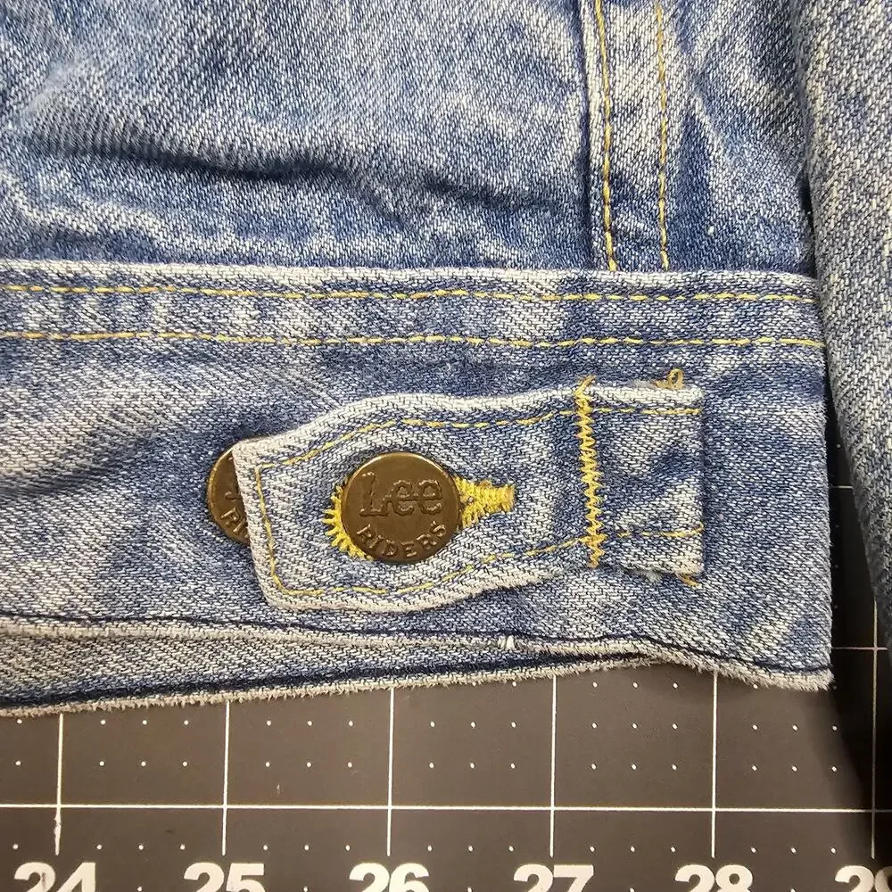 Medium vintage 1980s